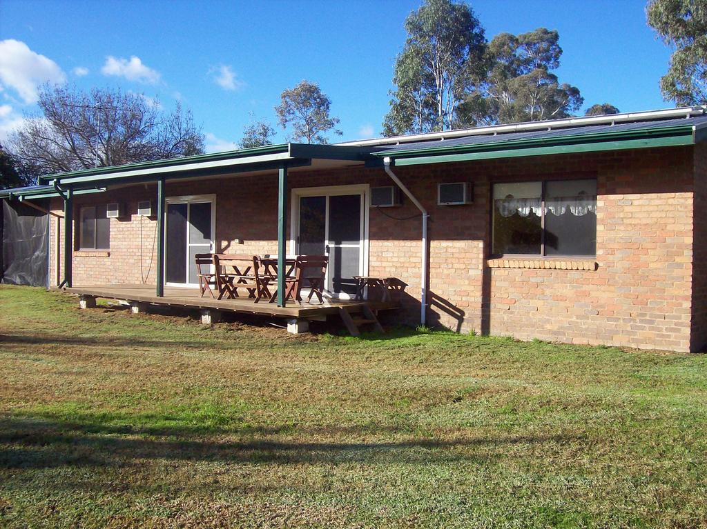 Colonial Inn Guest Rooms Yackandandah Exterior photo